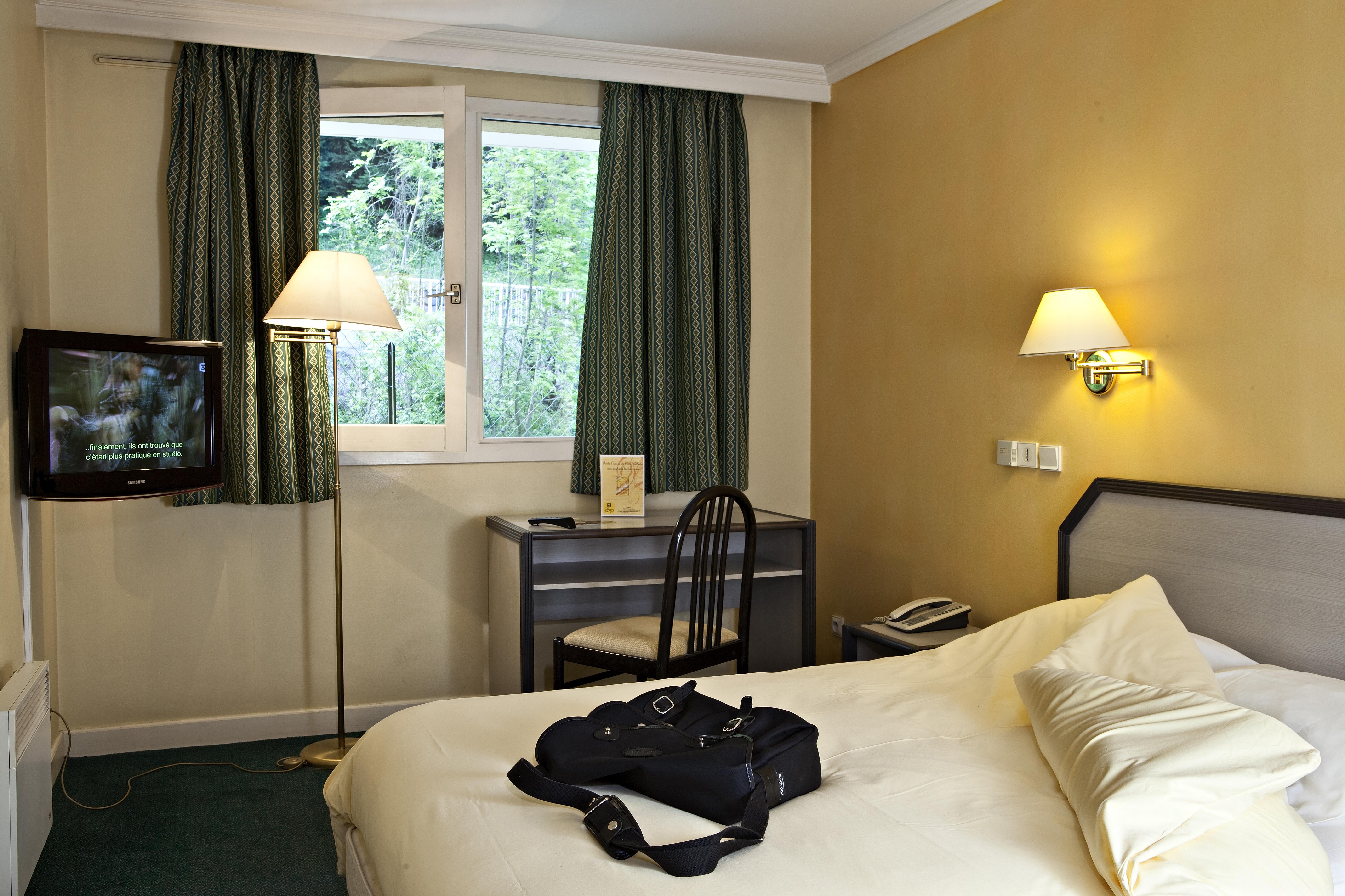 Hotel Athena Brides-les-Bains Εξωτερικό φωτογραφία