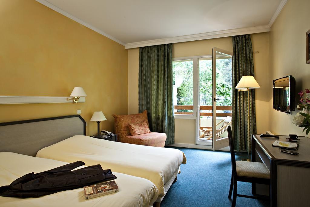 Hotel Athena Brides-les-Bains Εξωτερικό φωτογραφία